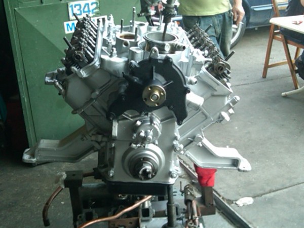 IMG00278-20100523-1835.jpg (79.07 KiB) Viewed 130620 times Revlimiter below the Fresh Water Pump / Above Crankshaft output