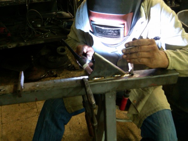 IMG00209-20110713-2133.jpg (584.93 KiB) Viewed 368810 times This welder was perfect!