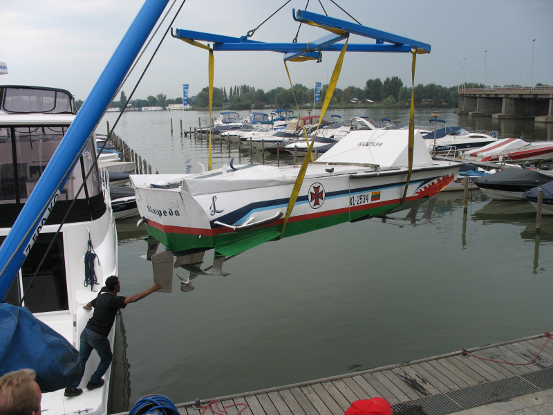 Hanging in the crane